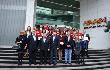 'sektörün Eğitimli İnsan Kaynağına İhtiyacı Var'