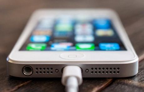 Telefonların Gece Şarj Tehlikesi
