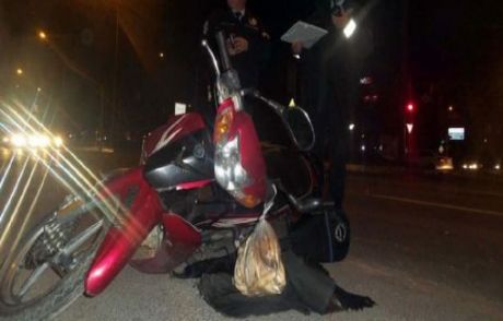 Motosiklete Çarpan Otomobil Sürücüsü Kaçtı