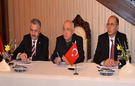 Çiçek'ten Teröre Karşı İşbirliği Çağrısı