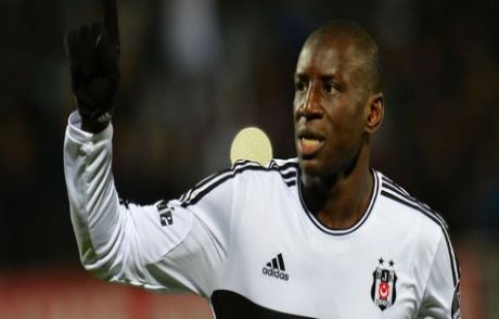 Demba Ba 2 Gol Daha Atarsa...