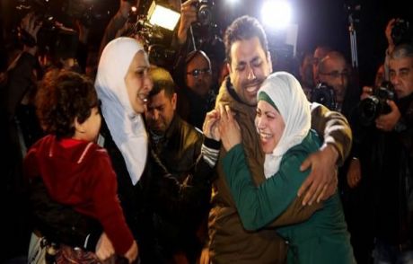 Rehin Pilot Özgürlüğüne Kavuştu