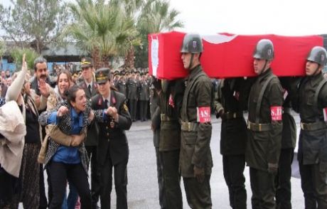 Şehit Eşinin Yürek Yakan Feryadı
