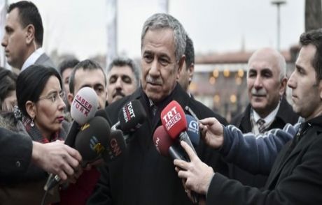 Arınç'tan Kalp Krizi Geçirdiği İddialarına Yanıt