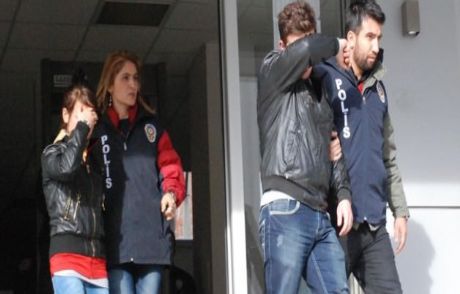 Eski İşyerini Soydu