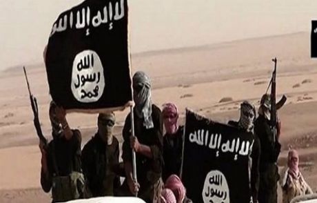 Işid'in 'yasağına' Rağmen Kandili Kutladılar