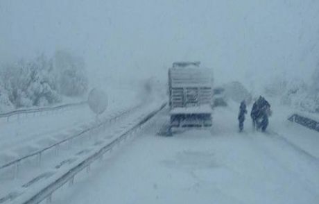 Köy Yolları Ulaşıma Kapandı