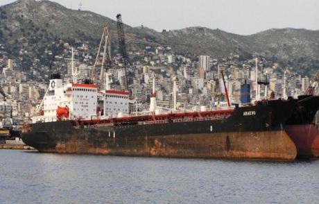 Yunan Tankerine Hava Saldırısı