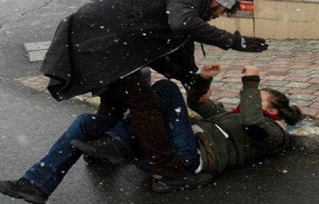 Canlı Bomba Cenazesinde Gözaltı