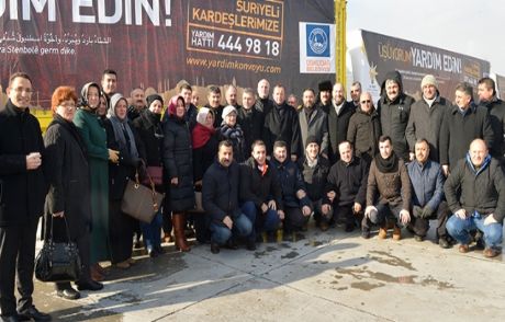 Suriyeli Mültecilere 134 Tır Yardım