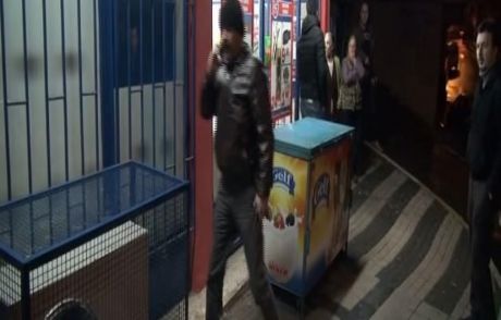 Soyguncular Girdikleri Marketin Sahibini Vurdu