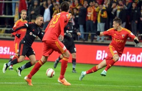 Kayseri'de Beşiktaş'a Soğuk Duş!