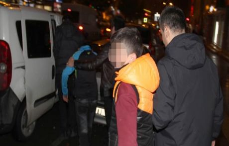 Kuşçuları Soyan 4 Kişi Tutuklandı