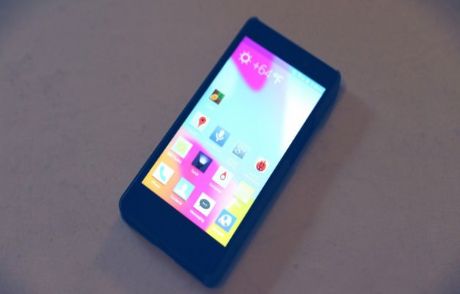 Şarjı 45 Gün Giden Akıllı Telefon