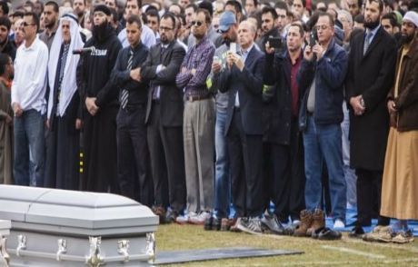 Öldürülen 3 Müslüman Genç Defnedildi