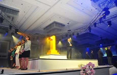 Hilton İstanbul Bomonti 1 Yaşında Zirvede