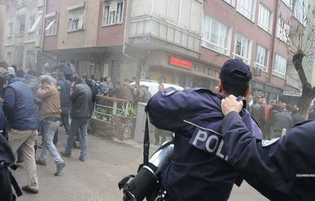 O Polis Görevden Uzaklaştırıldı