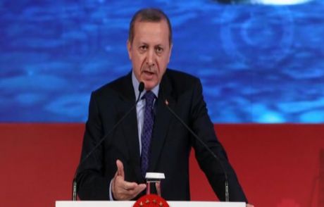 Erdoğan'dan Dünya Gençliğine Örnek Slogan