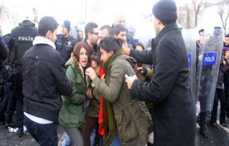 Grup Yorum Üyeleri Serbest Bıraklıldı
