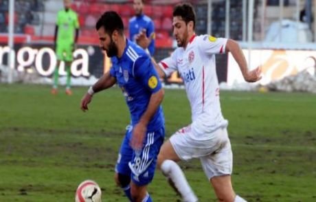 Antalyaspor'a Zirve Yolunda Büyük Darbe!