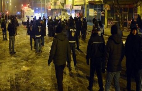 Ülkücü Gurup İle Hdp'liler Çatıştı!