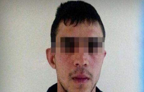 Üvey Annesini 30 Bıçak Darbesiyle Öldürdü