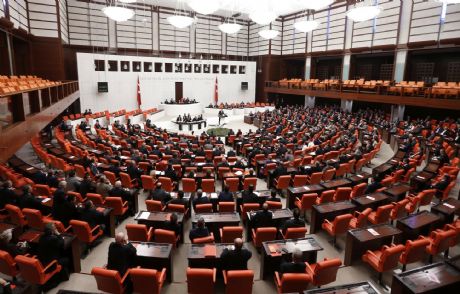 Tbmm'de 'bermuda Şeytan Üçgeni' Tartışması