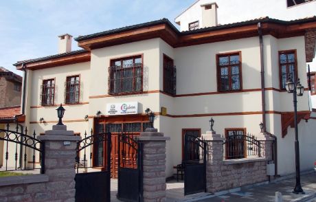 Toplum Dinamiklerini Güçlendiren Faaliyetler