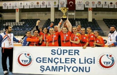 Üsküdar Bir Şampiyonluk Daha Aldı