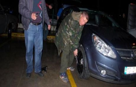 Otoparktaki Araçların Lastiklerini Patlattılar
