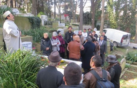 Usta Tiyatrocu Macide Tanır Törenle Anıldı