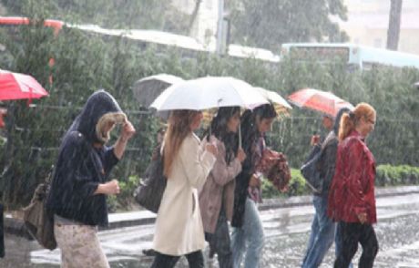Meteorolojiden Kuvvetli Yağış Uyarısı