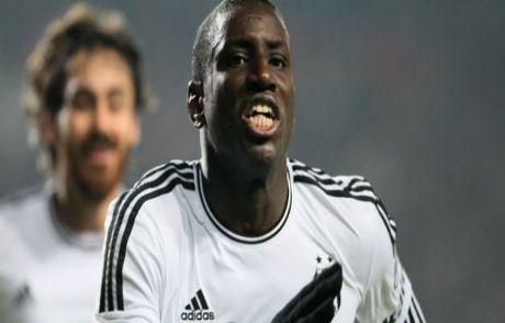 Demba Ba Rekor Kırdı!