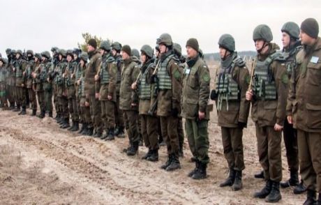 İngilltere, Ukraynalı Askerleri Eğitiyor