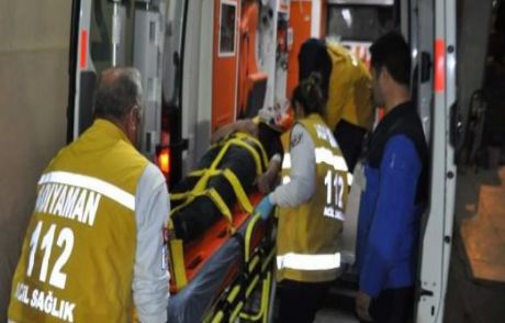 Otomobilin Çarptığı Genç Ağır Yaralandı