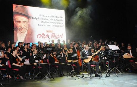 Ünlü Ozan Aşık Veysel Unutulmadı