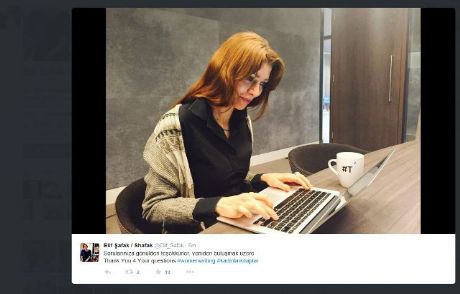 Hayranları Tweet Attı, Elif Şafak Yanıtladı