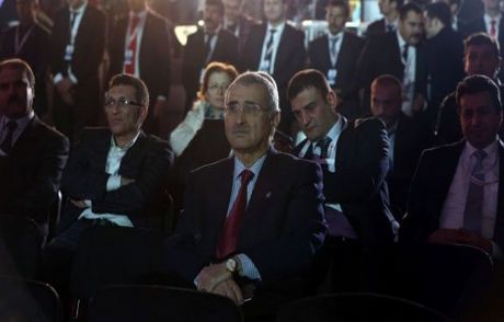 Gül'ün Yakınındaki İsim Mhp Kongresi'nde