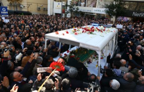 Büyük Usta Son Yolculuğuna Uğurlandı