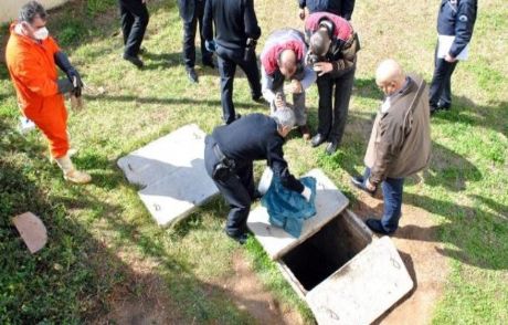 Aynı Hastane Aynı Rögar Çukuru, İkinci Cenin