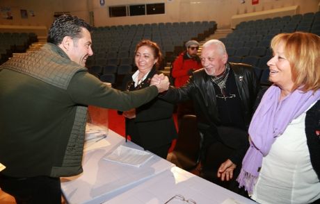 Chp'li Delegelerle Birlikte Sandığa Gitti