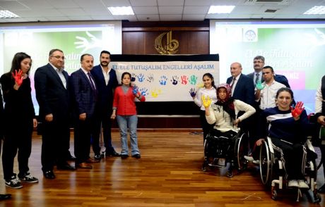 'el Ele Tutuşalım Engelleri Aşalım'