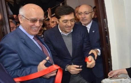 Kağıthane CHP, Yeni Binasına Taşındı 