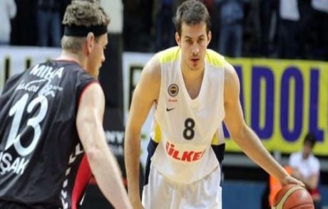 F.bahçe, Uşak Sportif'i De Geçti!