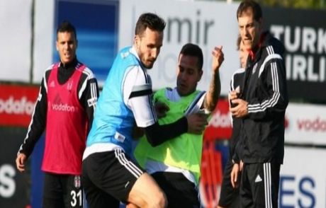 Beşiktaş'ta Sosa Ve Cenk Sevinci!