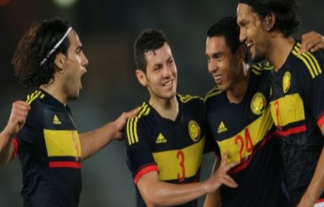 Falcao, Rekora Ortak Oldu