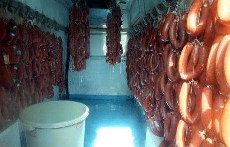 300 Kilo Bozuk Sucuk Ele Geçirildi