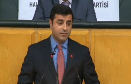 Demirtaş: Barışın Hayalini Satmak İstiyorlar