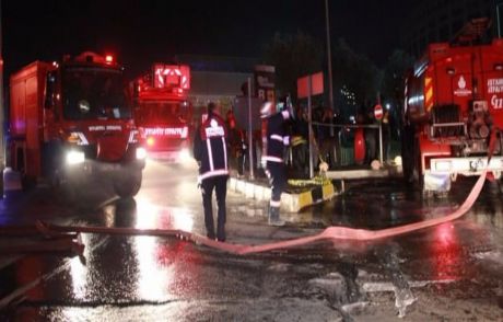Kağıthane'de Yangın Hasara Neden Oldu 