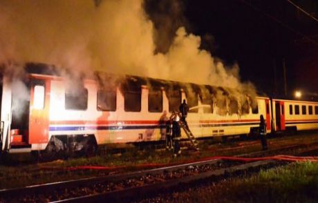 Yolcu Treni Alev Alev Yandı!